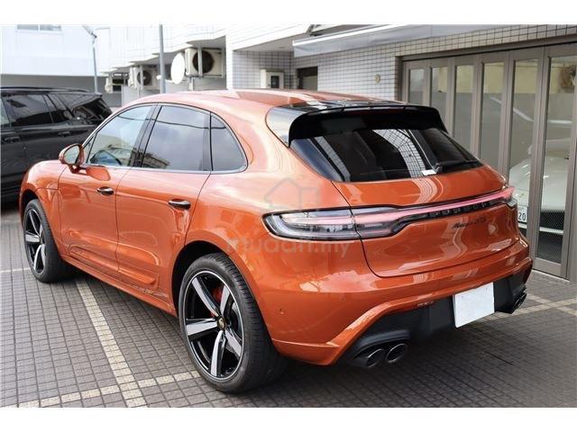 2023 Porsche Macan GTS JAPAN SPEC GRADE 5A - 2