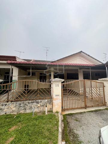 Taman Puteri Wangsa 1 Storey House for RENT Puteri Park Tiram gaya 1