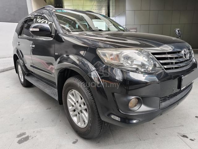 2013 Toyota FORTUNER 2.7V (P) A/T - Accident-Free - 1