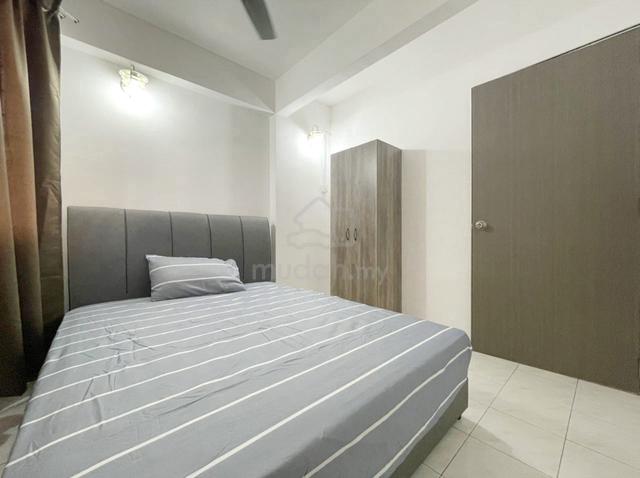 Clean Middle Room for rent @ Ria Apartment, Kg Benggali, Butterworth 1