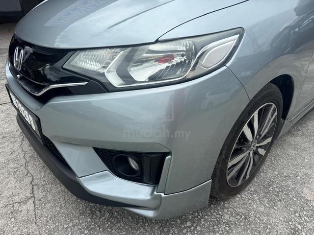 2015 Honda JAZZ 1.5 V (A) WITH FULL BODYKIT - 4