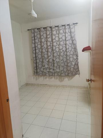 Room for rent  2