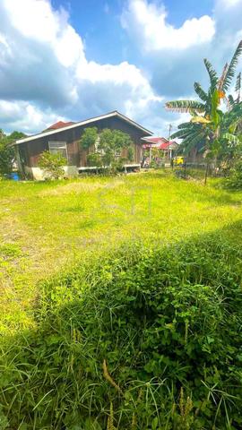 Rumah sungai isap 1