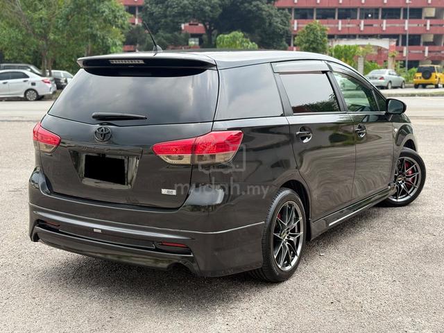 2009 Toyota WISH 1.8 S G 360/ JBL WOOFER/ BREMBO - 2