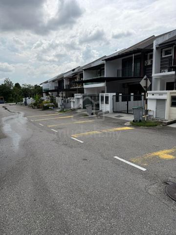 FULL LOAN Seri Alam, Masai Taman Nusa Damai Double Storey For Sale 1