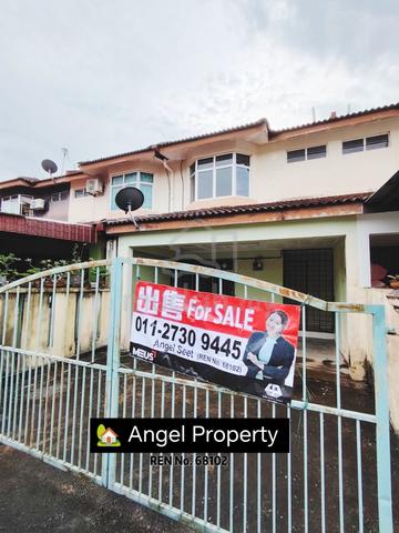 Fully Extended Double Storey Terrace House at Taman Angsamas For SALE 1