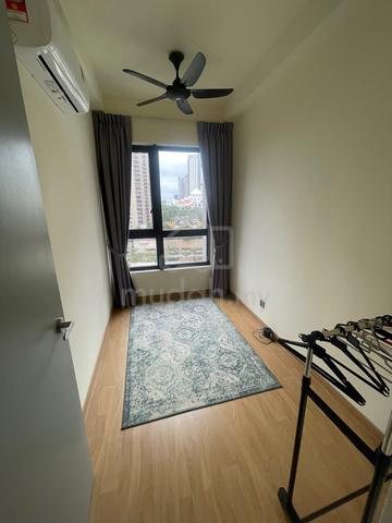 Small Room at The Era Duta North 1