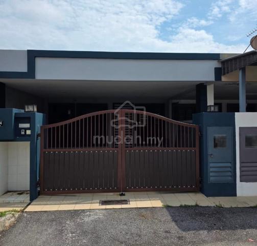 Gated Guarded,Autogate & Ready To Move In Taman Bayu Indera, Lukut 1