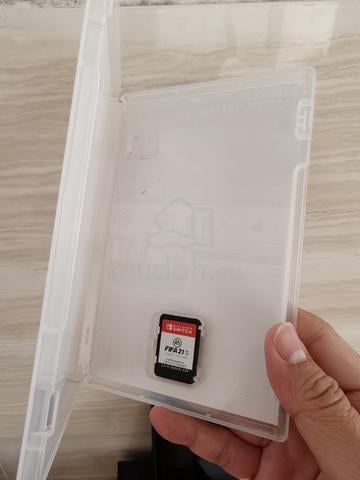 Nintendo Switch FIFA21  - photo 2 of 2