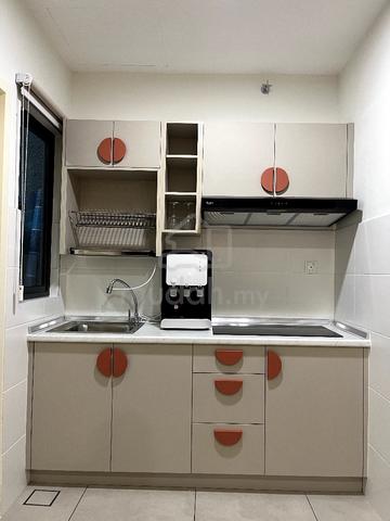 Master Bedroom with PRIVATE TOILET 3