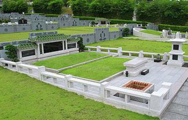 Nirvana Memorial Garden Family Burial Plot - NV Emperor 1