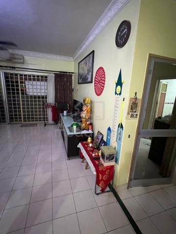 Desa Saujana 1