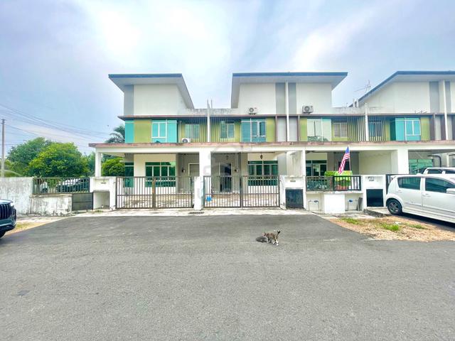 SUPERB ! - 2Sty HOUSE ( 22' x 75' ) + NEAR KLIA Tmn Salak Kasih SEPANG 1