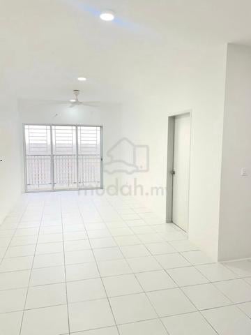 9 minit naik kereta ke HUKM residence 4 BILIK 2 BILIK AIR 1 PARKING 1