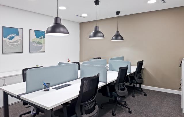 Work more productively in a shared office space in HQ Wisma MTT 1