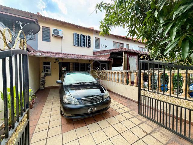 FULL LOAN Double Storey Terrace, Taman Kantan Permai, Kajang 1