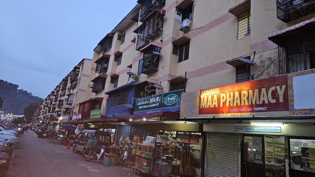 Taman Teluk Kumbar 1