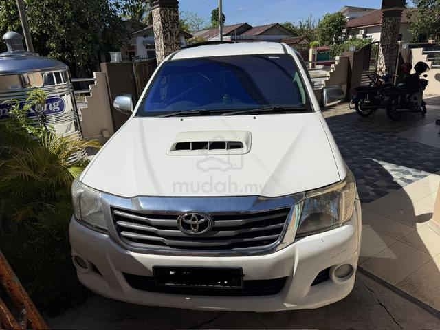 2013 Toyota HILUX 2.5 G VNT (A) - 3
