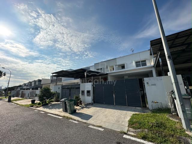 2 Storey For Sale @ Tmn Bukit Indah/ Zon 7/ Iskandar Puteri/ Renovated 1