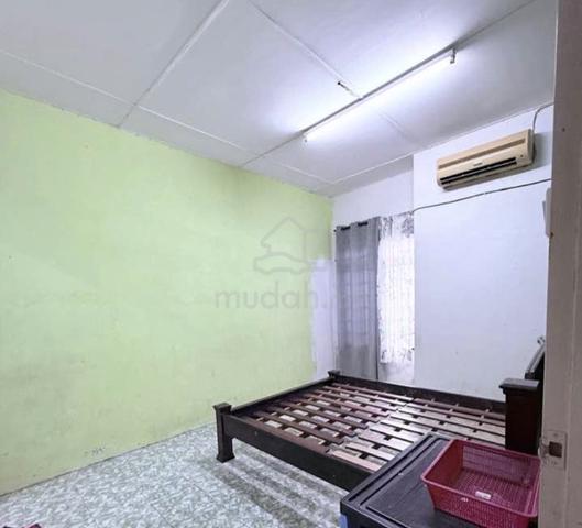 Single storey house BINTULU 1