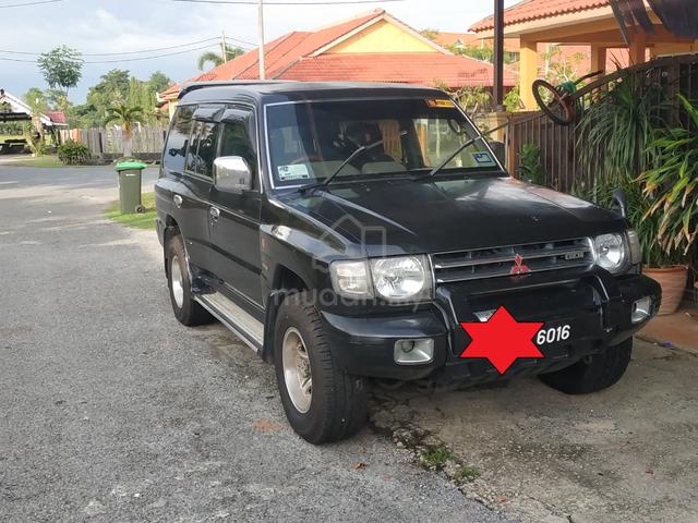 2001 Mitsubishi PAJERO 2.4 (M) Wide Body Petrol - 1