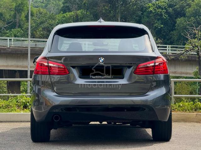 BMW 218i 1.5 M-Sport RevCam PwrBoot OriPaint 1Owr - 4