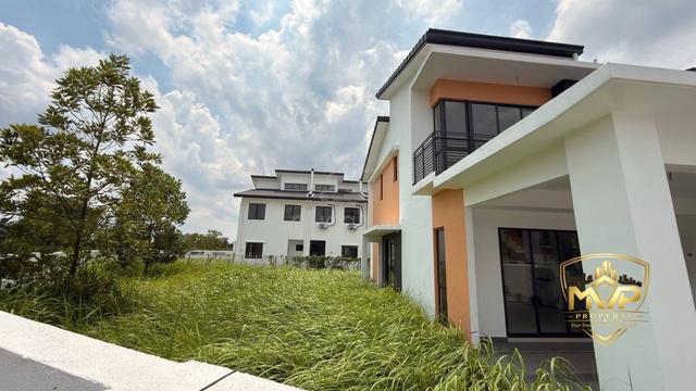 Robin Rimbayu 2Storey House-Corner Lot-Move In Condition 1