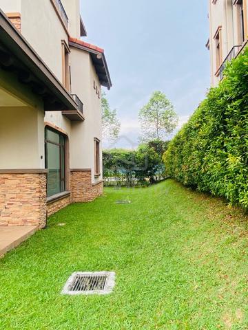 Value Buy Vacation Style Bungalow Diamond City Semenyih Cheras KL 3