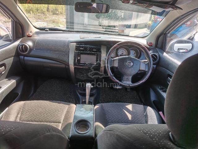 2012 Nissan GRAND LIVINA 1.6 CLASSIC/COMFORT (A) - 4