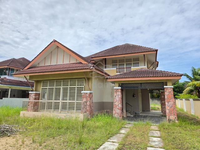 Villa Tanjung Permai @ Batu Kawan 1.5 Storey Bungalow Spacious Land 1