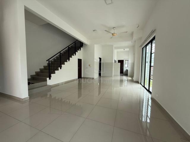 [End lot] Setia indah 13 Double sty 25*70sqft Nice unit for sale 1