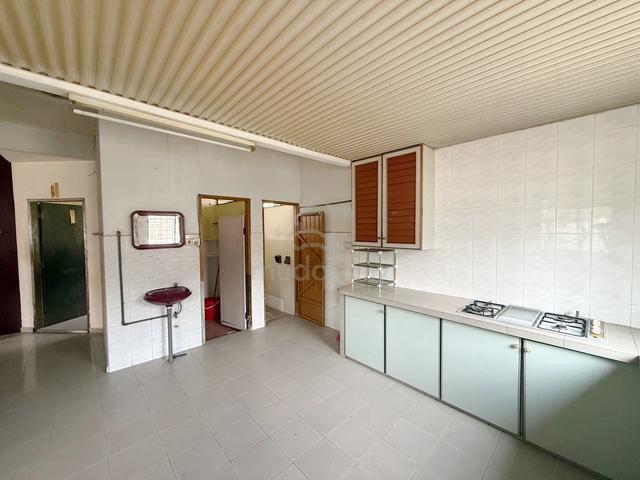 Corner Unit Single Storey Terrace @ Tmn Remia Near Alma 1