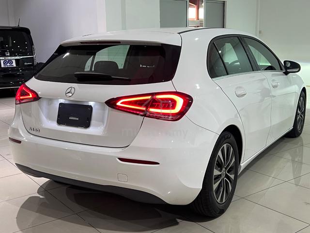 2021 Mercedes Benz A-CLASS Hatchback / Sedan - 4
