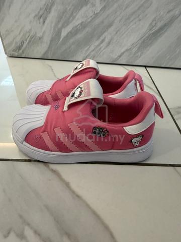 Adidas Hello Kitty Shoes - photo 2 of 3