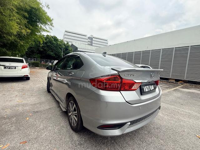 2018 Honda CITY 1.5 E FL SIAP OTR - 5