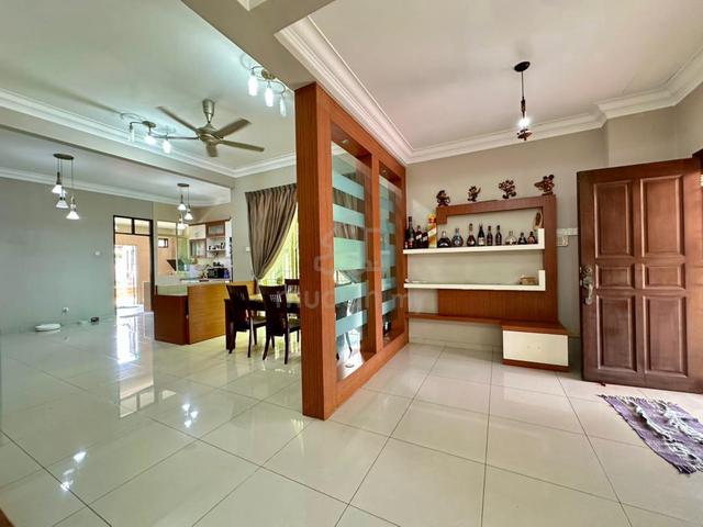 Renovated 2 Storey Semi-D Impian Emas 1