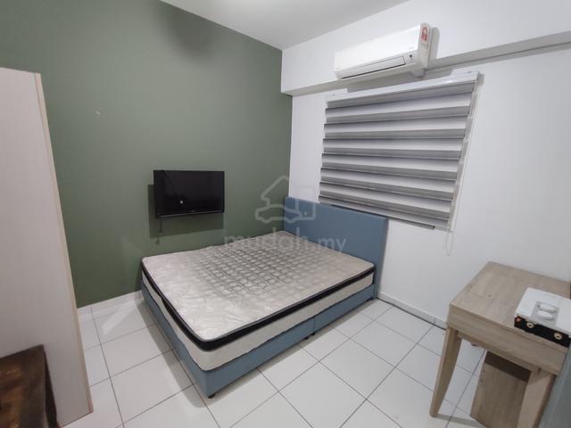 MURAH MURAH Axis Residence Room Furnished Walking Distance LRT Station 1