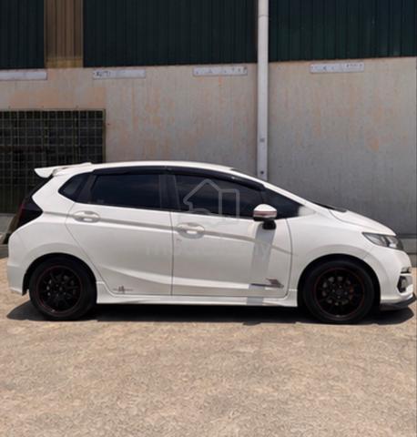 Honda Jazz 1.5 V (A) 2015 | RM40,000 (CAN NEGO) - 3