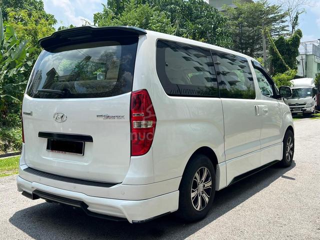 2018 Hyundai GRAND STAREX 2.5 ROYALE PREMIUM (A) - 2