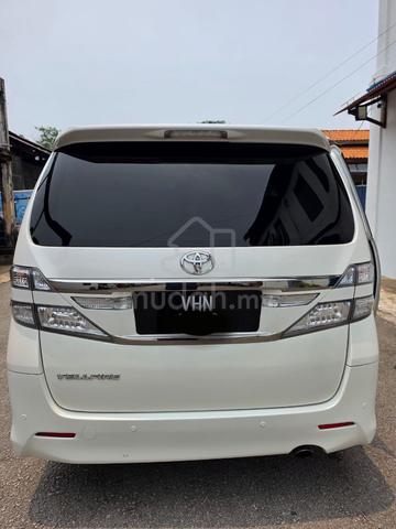 2013 Toyota VELLFIRE 2.4 Z GOLDEN EYES ANH20W - 2