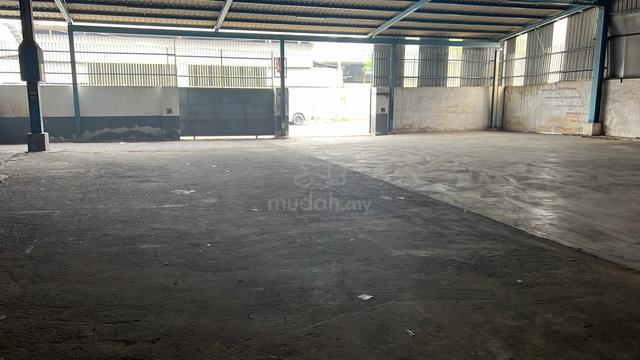 Detached factory at malim jaya for rent 1