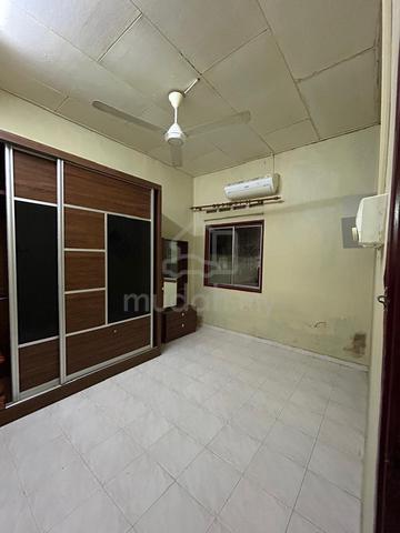 Freehold Bumi Lot Rumah Fully Renovated Berhampiran Kilang Honda 1