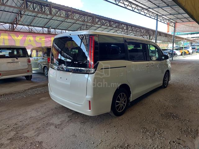 2021 Toyota voxy NOAH 2.0 power door - 3