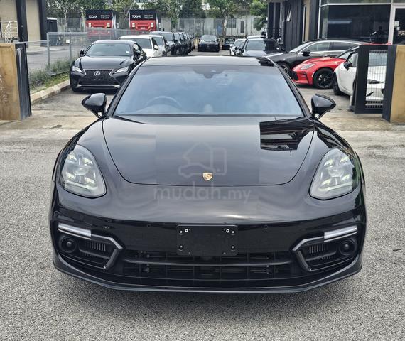Porsche PANAMERA TURBO SPORT TURISMO 4.0 GTS Japan - 3