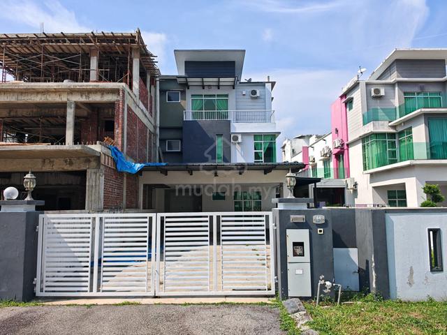 2.5 Storey Semi-Detached @ Setia Residence Sitiawan 1