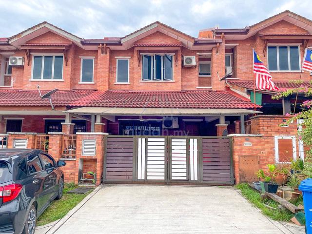 NEGOTIABLE‼️ Double Storey Alam Budiman Seksyen U10 1