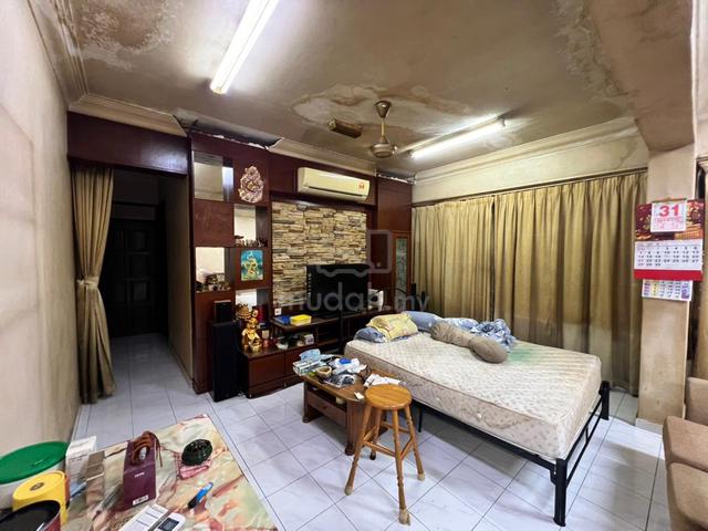 Desa Jelutong 1