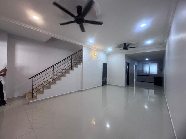 [ Nice Unit ] 2sty House , Desa 7 , Bandar Country Homes , Rawang 1