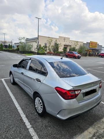 SAGA 1.3 STANDARD MT MY19 FACELIFT - 5 Speed (M) - 2