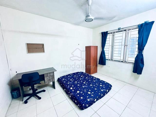 Big Medium Room Full Furnish @ PV13 Condo PV Setapak KL 1